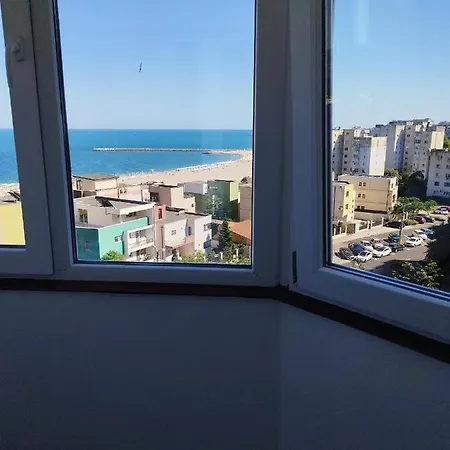 Ap 3 Cam Faleza Nord Constanta
